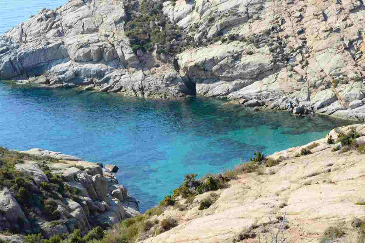 come visitare l'isola di montecristo