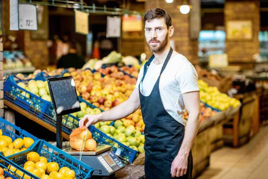 lavoro supermercato guadagno